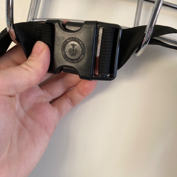 Oak and Reed Olive Canvas Green Fanny Pack - Picture 4 of 6